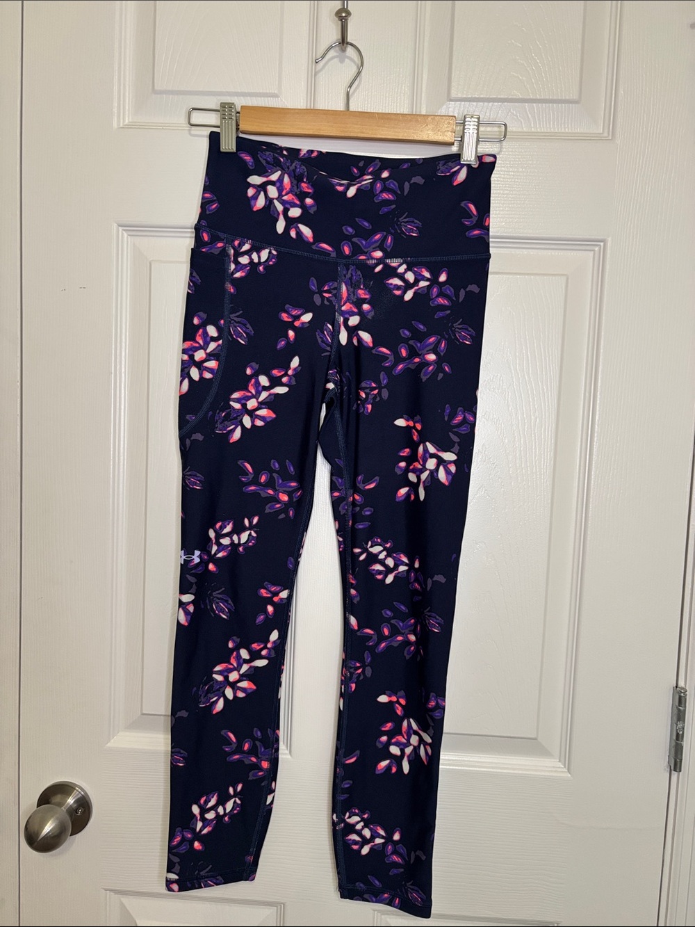 Under Armour Navy Leggings with Pink & Purple Floral Print Size S